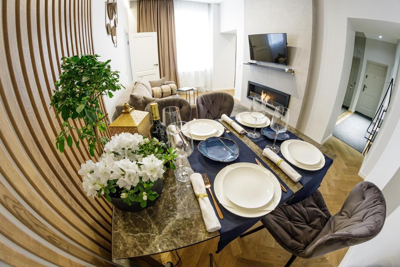 Old Town Apartment L Self Check In Вильнюс Экстерьер фото