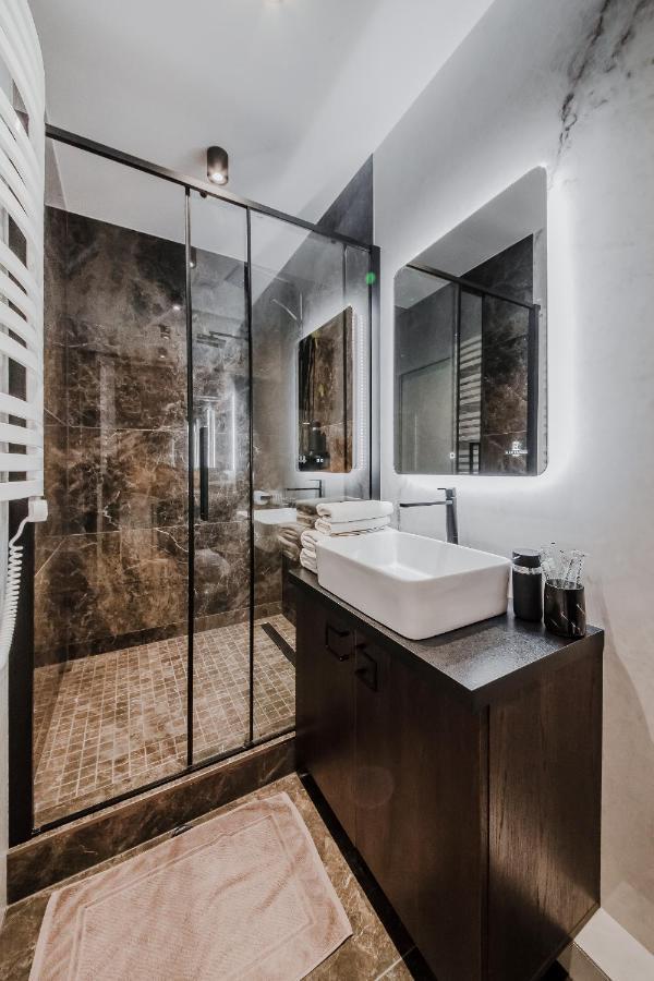 Old Town Apartment L Self Check In Вильнюс Экстерьер фото