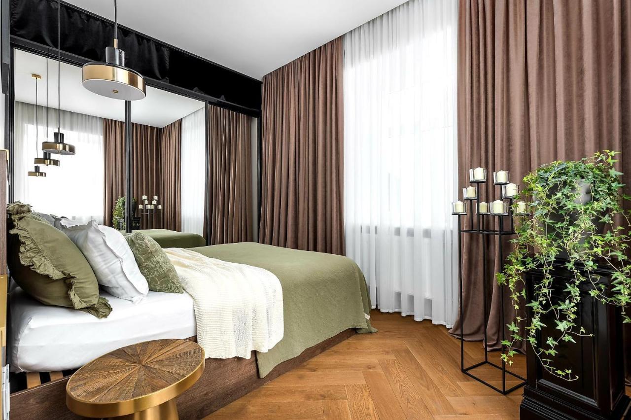 Old Town Apartment L Self Check In Вильнюс Экстерьер фото
