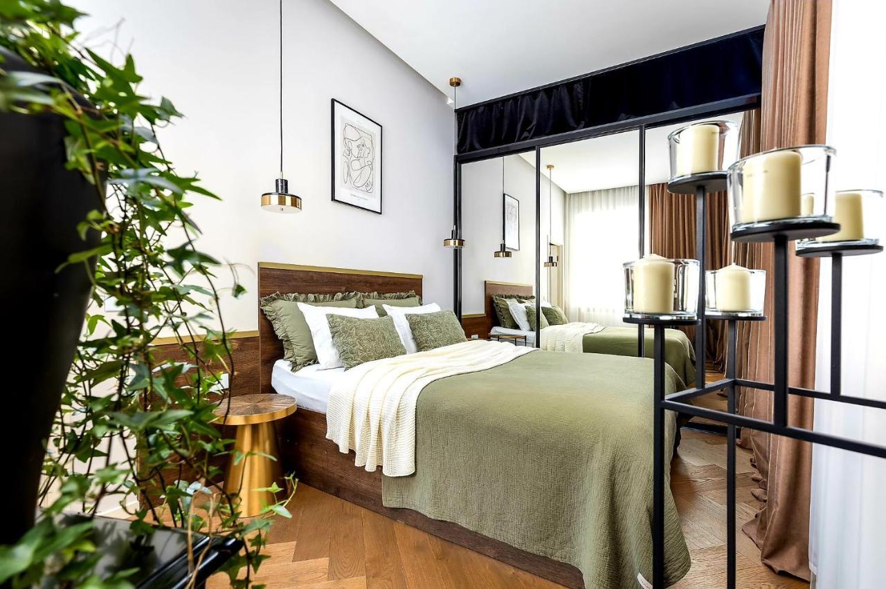 Old Town Apartment L Self Check In Вильнюс Экстерьер фото